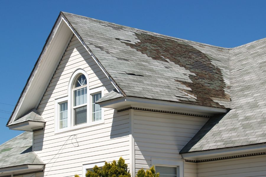 Gathering Evidence to Support Your Roof Damage Claim