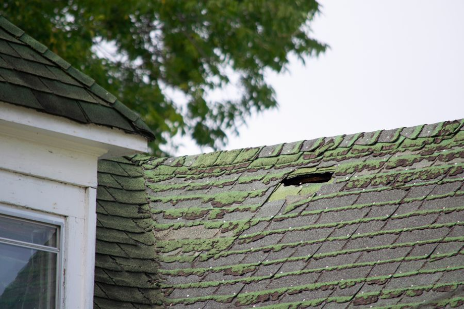 Gathering Evidence to Support Your Roof Damage Claim
